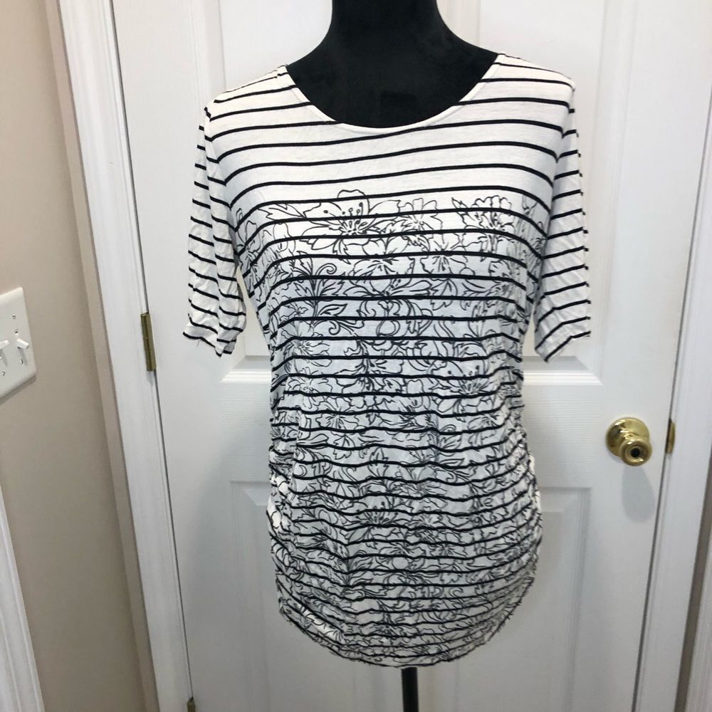Jessica Simpson Maternity black and white striped floral top, size large - Picture 1 of 9